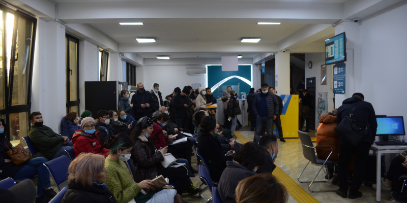 Тынышы кеткен жұрт «Отбасы банкін» «жаулап» алды