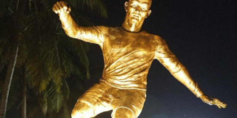 Роналдудың Үндістандағы мүсініне жергілікті халық наразы