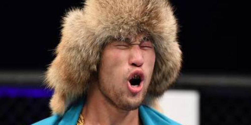 Шавкат алғаш рет UFC-дің бас кардында жұдырықтасады