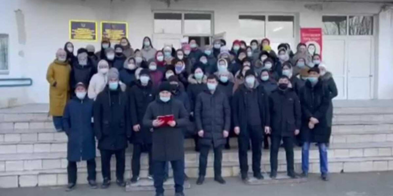 Жаңаөзенде енді мұғалімдер наразылық акциясына шықты (ВИДЕО)