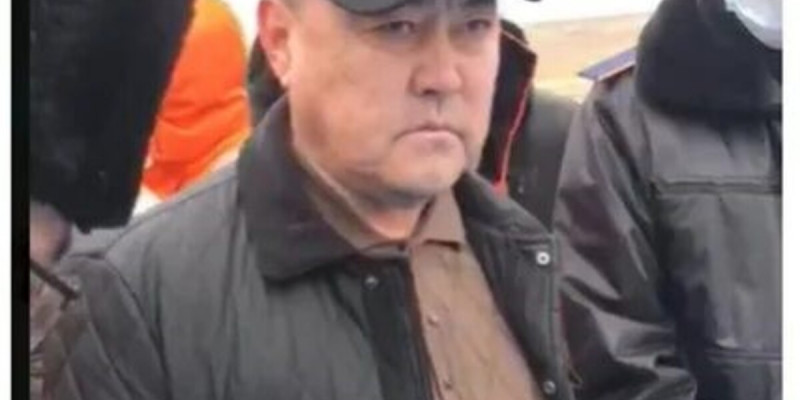 Қала әкімі митингке қызметтік көлігін мас халде жүргізіп келді (ВИДЕО)