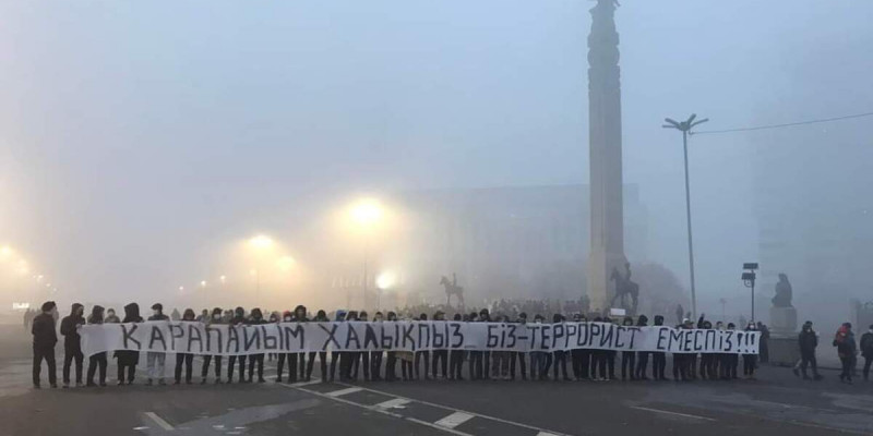 «Содыр жейтін соққыны момын да жеп жатыр» - Қазыбек Иса (ВИДЕО)