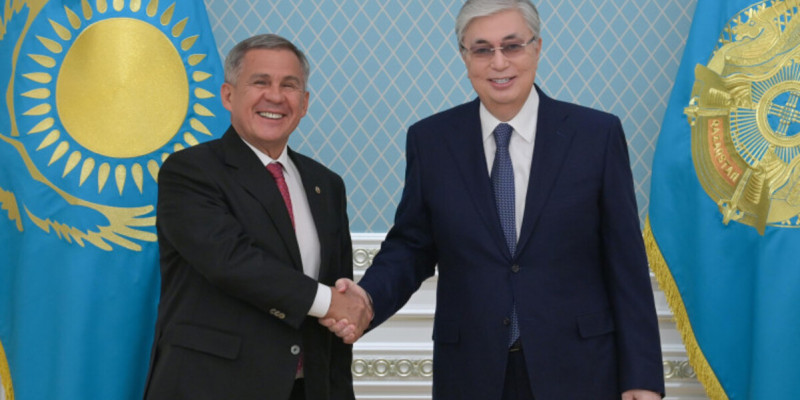 Татарстан Президенті Қазақстанға жұмыс сапарымен келді