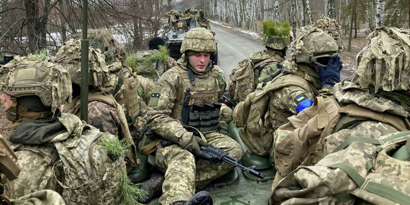 Путин Донбасста әскери операция бастайтынын мәлімдеді
