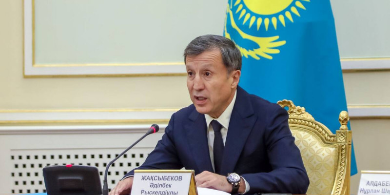 Әділбек Жақсыбековтің өкілеттігі мерзімінен бұрын тоқтатылды