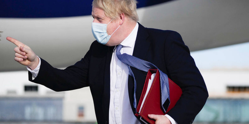 Ұлыбритания ресейлік банктер мен кәсіпкерлерге санкция салды