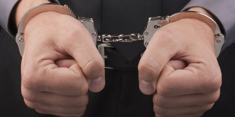 Жаңаөзенде қару-жарақ сақталған қойма табылды