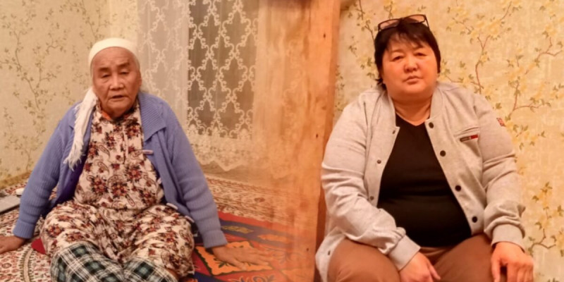 Ақтөбелік адвокат қарт анасын алдап соғып, баспанасын тартып алған