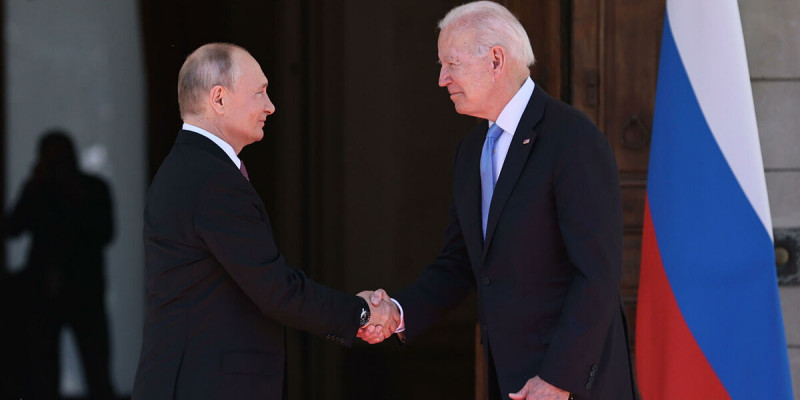 Путин мен Байден кездеседі