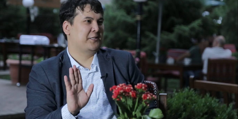 «Президенттің әрбір сөзі – тегіс хақ»: Балтабек Нұрғалиев Тоқаевқа да біраз ода арнады