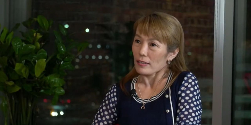 «Бұдан да биікте істесем деймін»: елордалық әйел 13 жылдан бері краншы болып жүр