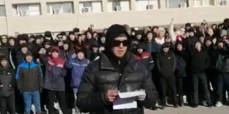 Жаңаөзеннің жұмыссыз тұрғындары билікке сенімсіздік білдірді