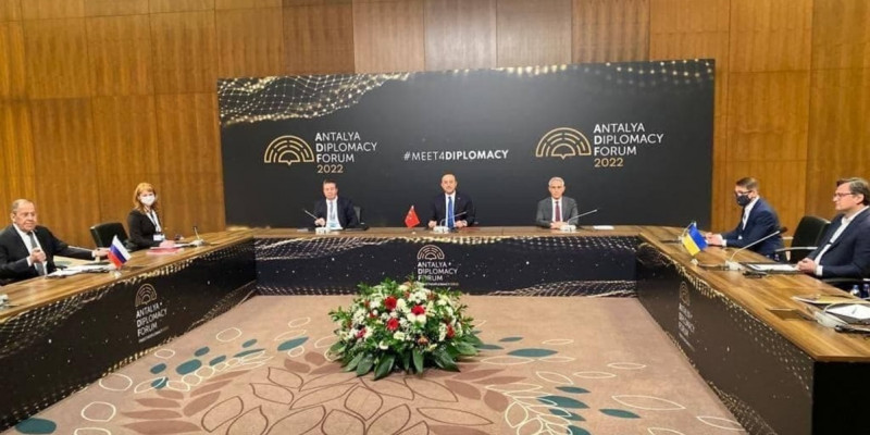 Ресей мен Украина сыртқы істер министрлерінің кездесуі басталды