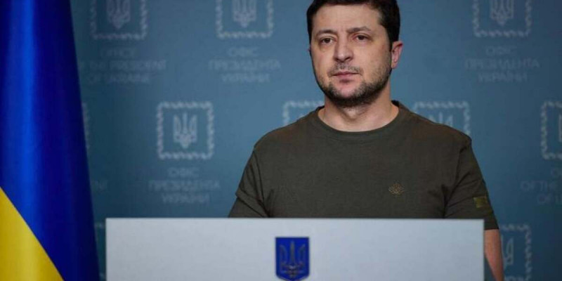 Зеленский НАТО-ның екіжүзділігін бетіне басты