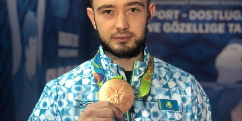 Денис Уланов Олимпиада жүлдесінің сыйақысын сот арқылы өндіріп алды