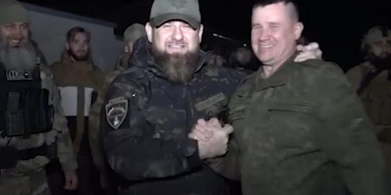 «Ахмат - сила!»: Рамзан Қадыров Мариупольге келді (ВИДЕО)