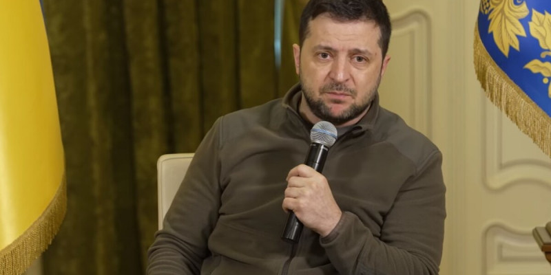 Зеленский қаза тапқан украиналық сарбаздардың санын айтты (ВИДЕО)