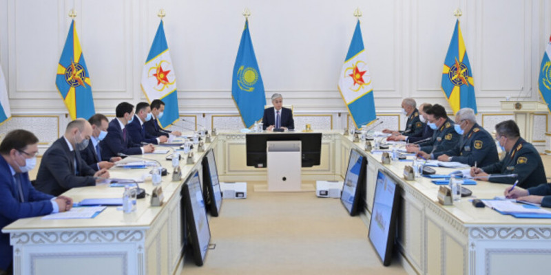 Президент Қарулы Күштердің басшылығымен кеңес өткізді