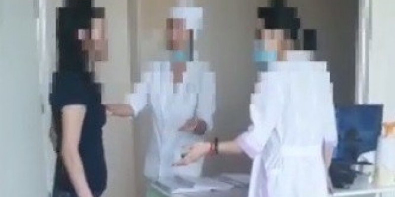 Мас әйел балалар ауруханасында жанжал шығарды (ВИДЕО)