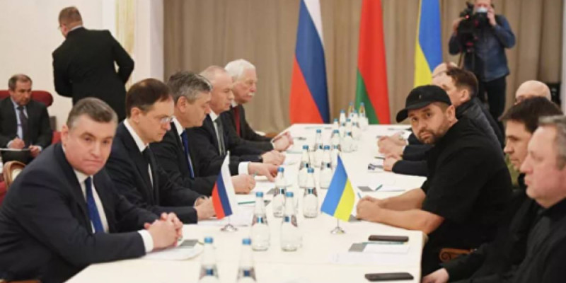 Түркияда Украина мен Ресей арасындағы келіссөз басталды
