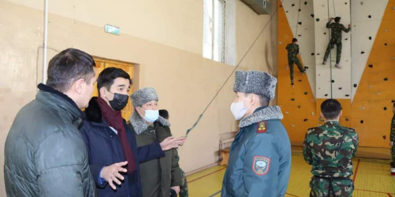 Мәди Ахметов болашақ өрт сөндірушілердің мәселесін көтерді
