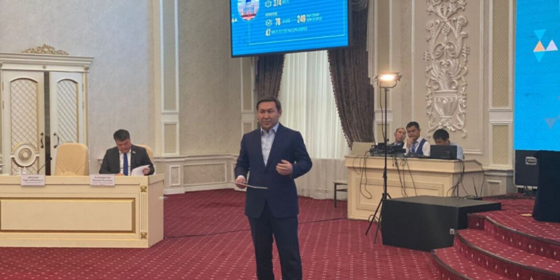 Шымкент әкімі халықпен кездесуді тойханада өткізді