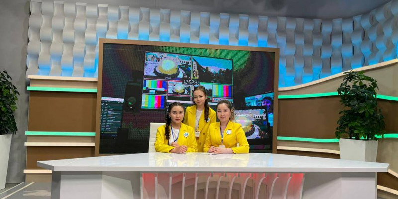 Білімге құштар шәкірттер, ғалымдар шыққан мекенде...