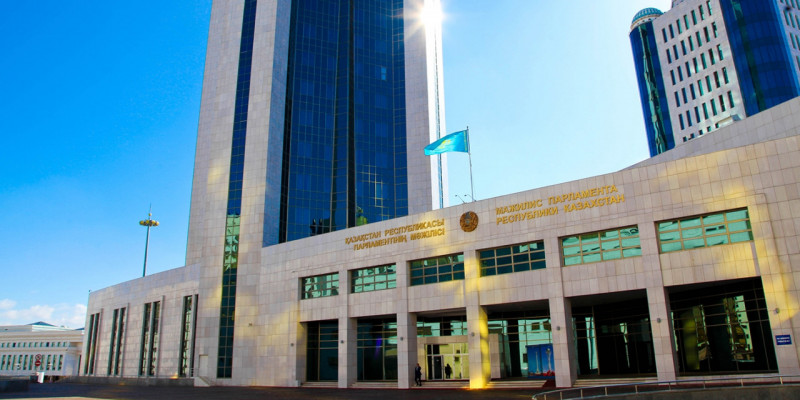 Заң қабылдау құқығы Мәжіліске тиесілі болады