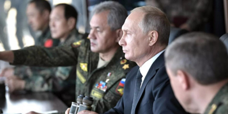 Путин әскерін неге кері шегіндіргені белгілі болды