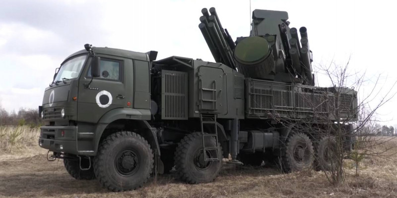 «О» белгісі: Украинадағы қарулы қақтығыста тағы бір символ шықты (ВИДЕО)