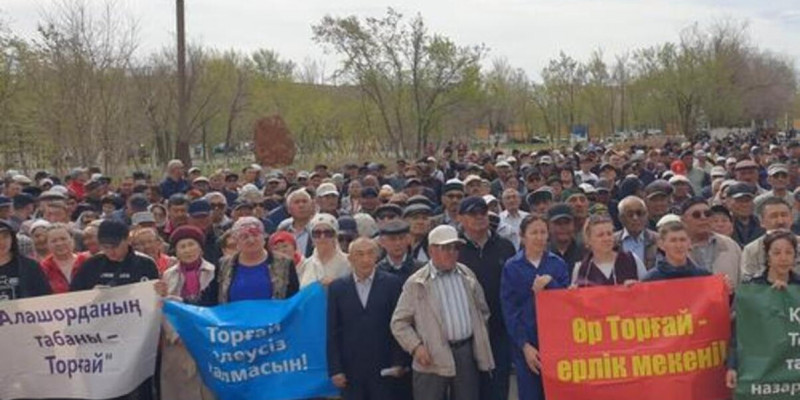 «Торғай облысы ашылсын!»: Арқалықта бейбіт митинг болды (ВИДЕО)