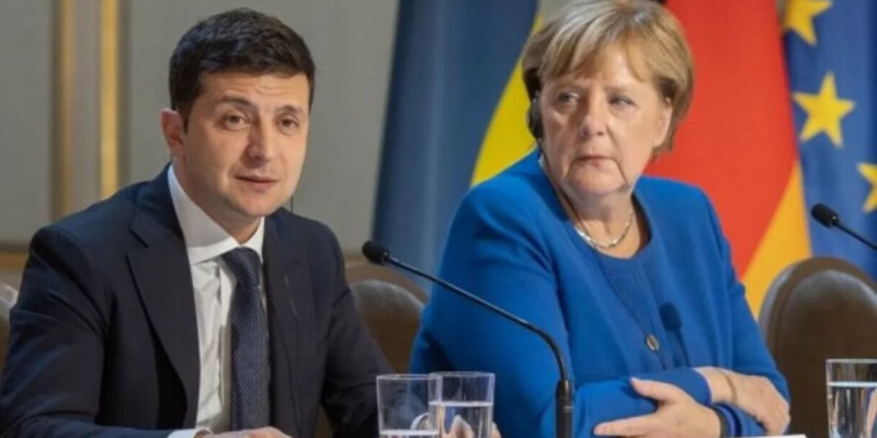 «НАТО-ға қабылдамағаныма өкінбеймін»: Ангела Меркель Зеленскийдің сынына жауап берді