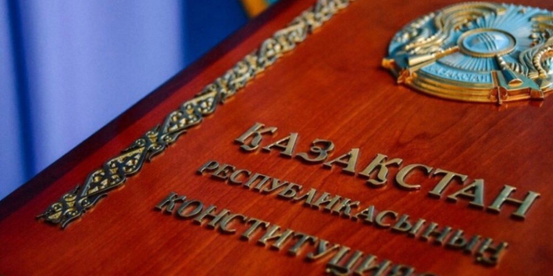 Президент 5 маусымда референдум өткізу туралы Жарлыққа қол қойды