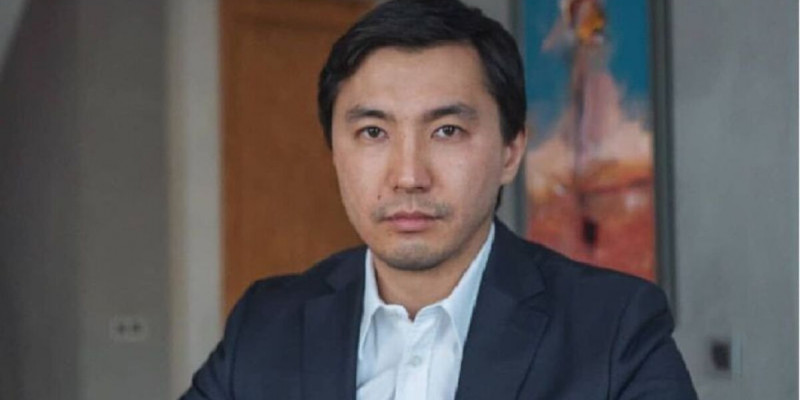 Қайрат Құдайберген Тоқаевқа араша сұрап, ашық хат жазды