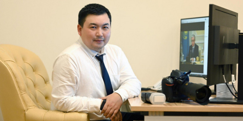 Президенттің жеке фотографтары таныстырылды