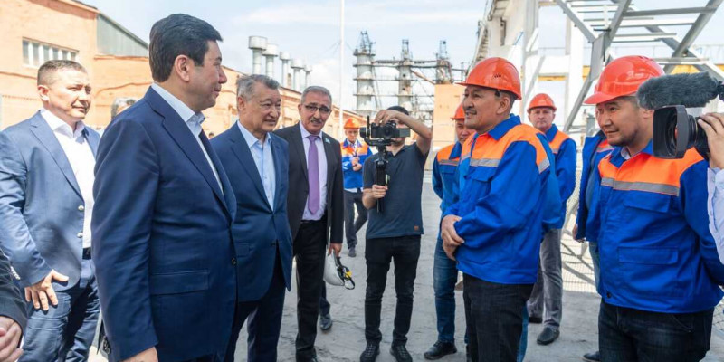 Мәжіліс төрағасы ШҚО жұртшылығына референдумның мән-мағынасын түсіндірді