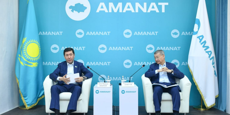Е. Қошанов: «AMANAT» партиясы реформаларды халыққа түсіндірудің алдыңғы шебінде жүруге тиіс