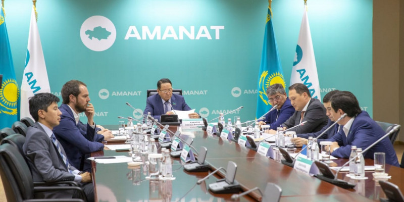 «AMANAT» партиясы азық-түлік бағасына қатысты ұсыныстарын айтты