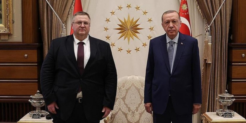 Ердоған Ресей премьер-министрінің орынбасарымен жабық форматта сөйлесті