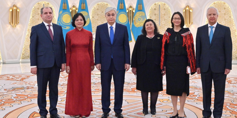 Президент 5 мемлекеттің елшілерінен сенім грамотасын қабылдады