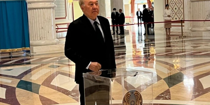 Нұрсұлтан Назарбаев референдумда өз таңдауын жасады