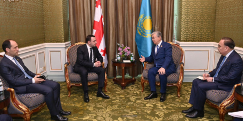 Тоқаев Грузия премьер-министрімен кездесті