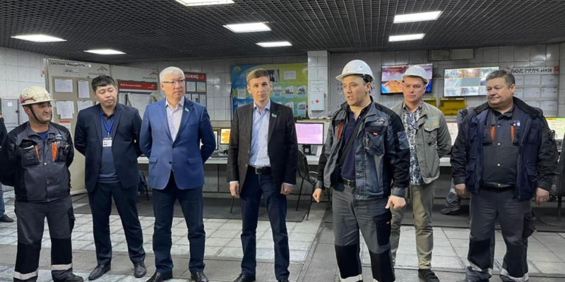 Мәжіліс депутаттары металлургтермен жаңа Қазақстанды құру тетіктерін талқылады