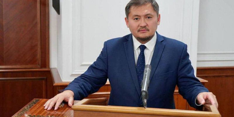 Саясат Нұрбек салтанатты түрде ант берді
