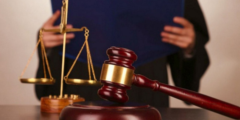 Есірткі сақтап, тасымалдаған атыраулық оқушы 7,5 жылға сотталды