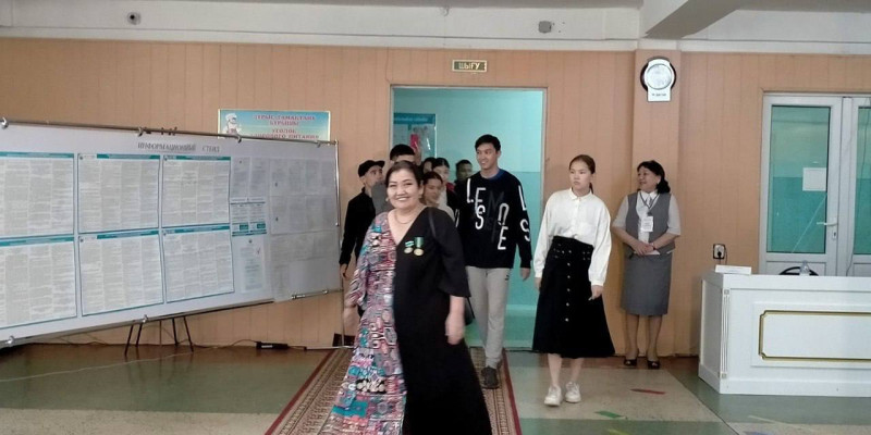 Ақтөбе қаласында дауыс беруге көпбалалы отбасы келді