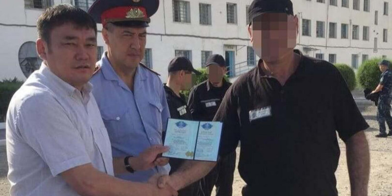 Таразда 39 сотталған азамат аттестат алды