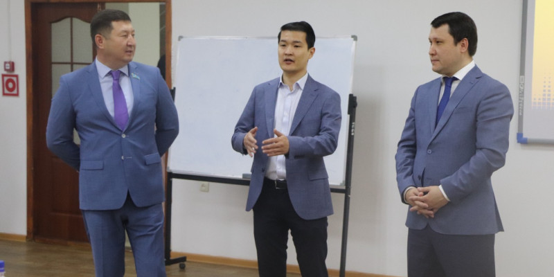 Ақтөбе облысында 130 ауыл әкімі білімін жетілдіруде