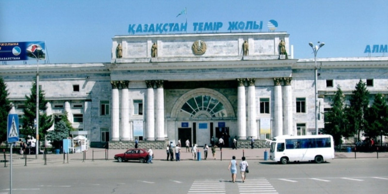 «Алматыда үшінші вокзалдың құрылысын бастаймыз» – Досаев