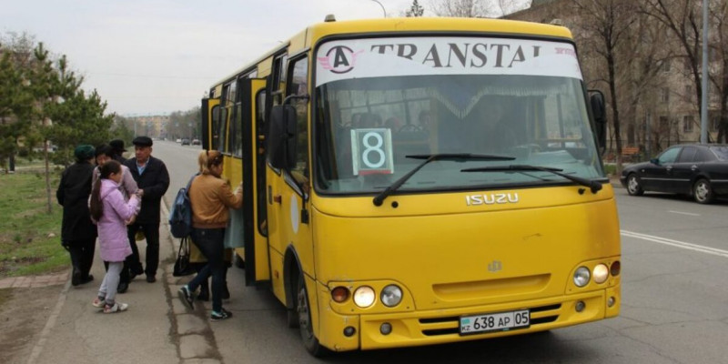 Балалар автобусын түрмеден шыққандар жүргізгені анықталды